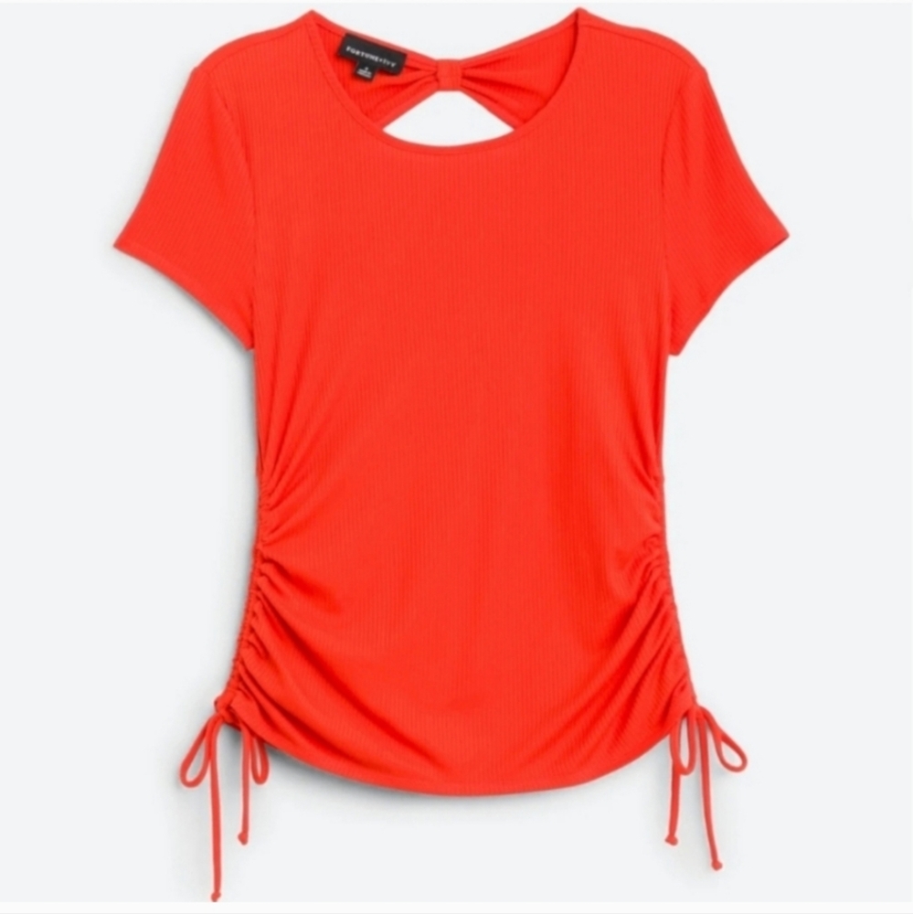Fortune & Ivy - Orangw Short Sleeve Twist Back Detail Knit Top